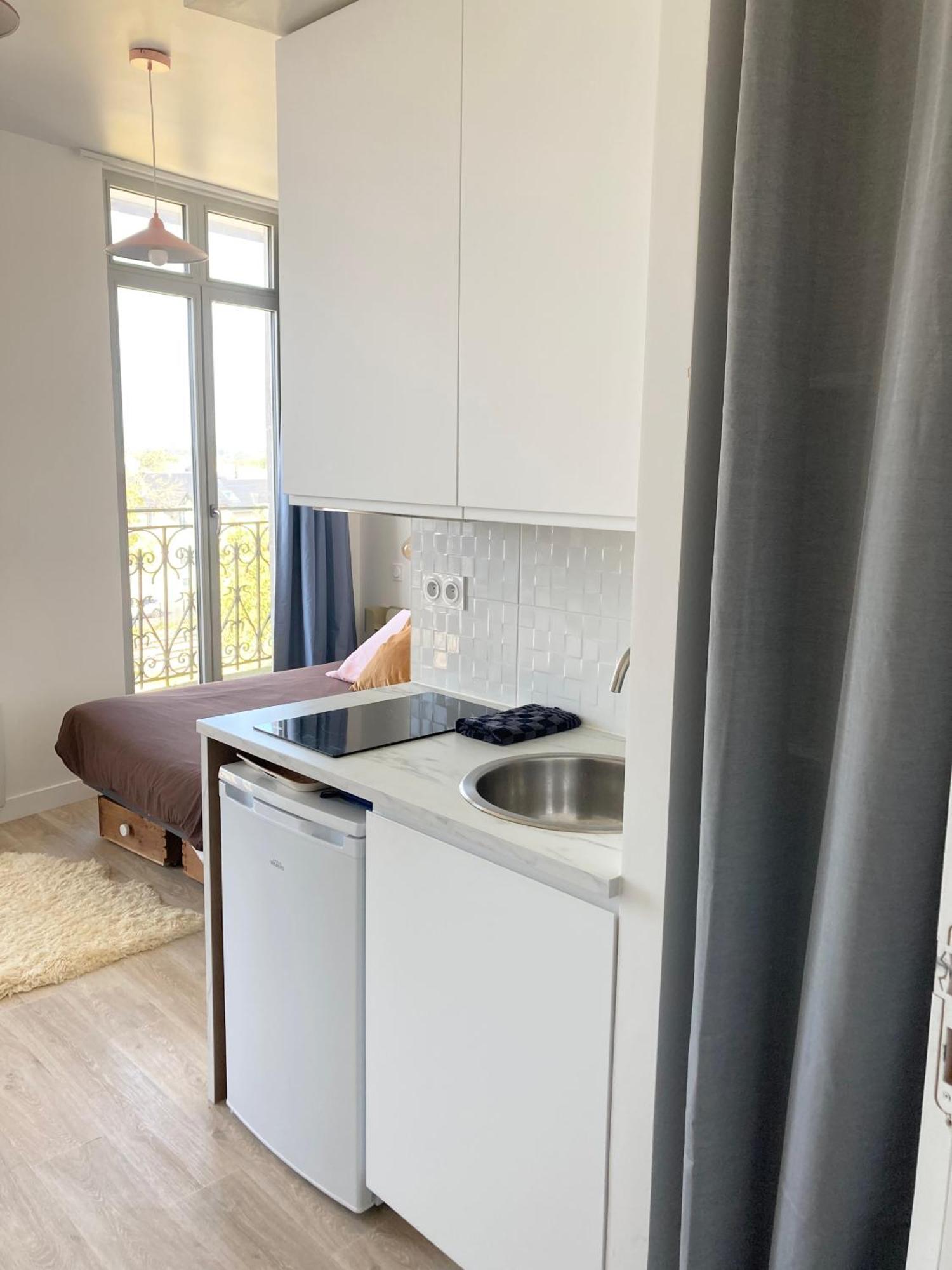 La Belle Consigne - Appartements Dinan Centre Gare Екстер'єр фото